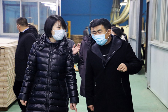 Sun Jing, leader of the municipal Party committee and vice mayor, visited our factory for guidance